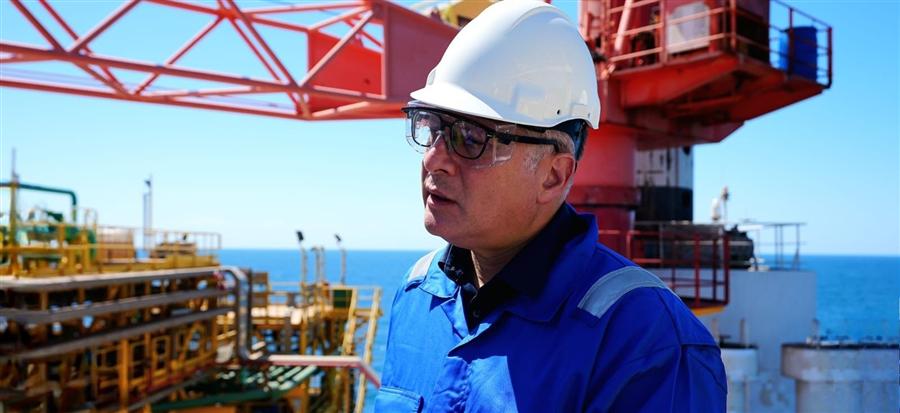 Badawi inspects North Sinai Petroleum's offshore, onshore facilities in Mediterranean


